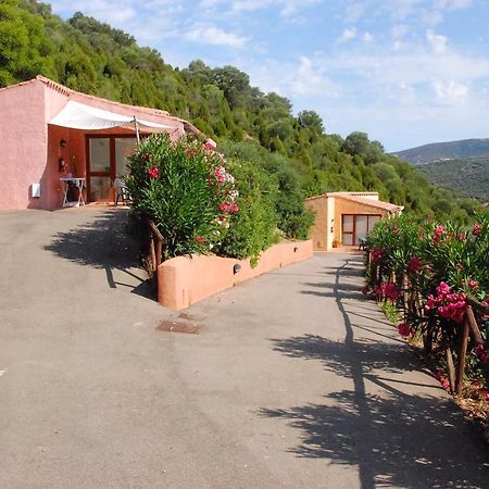 Sosventos Village Hotel Teulada Eksteriør bilde