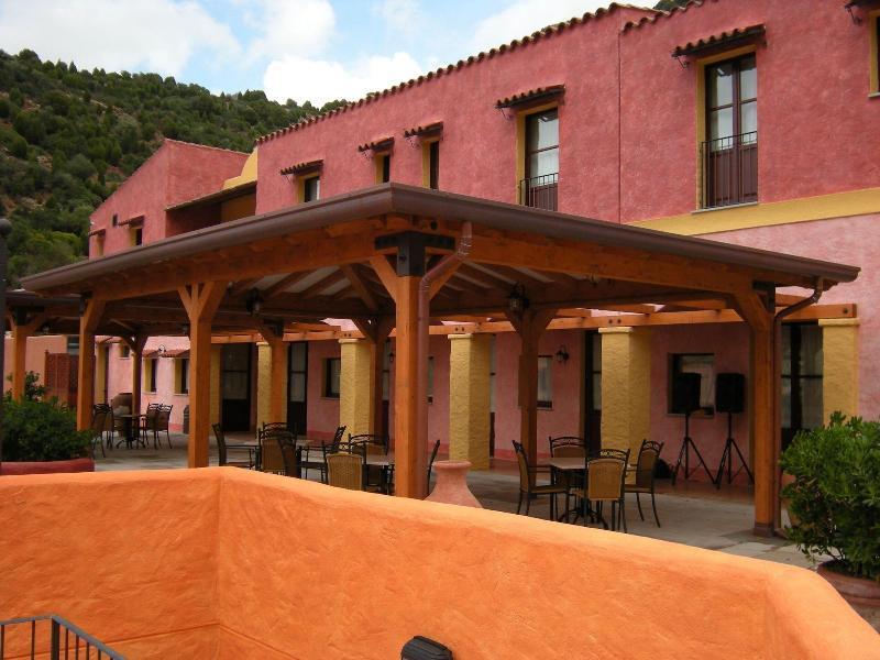 Sosventos Village Hotel Teulada Eksteriør bilde