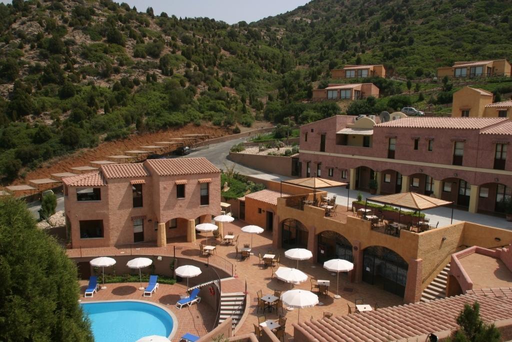 Sosventos Village Hotel Teulada Eksteriør bilde