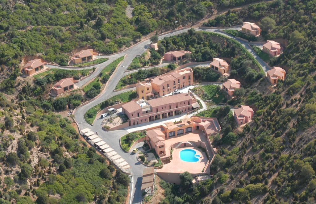 Sosventos Village Hotel Teulada Eksteriør bilde