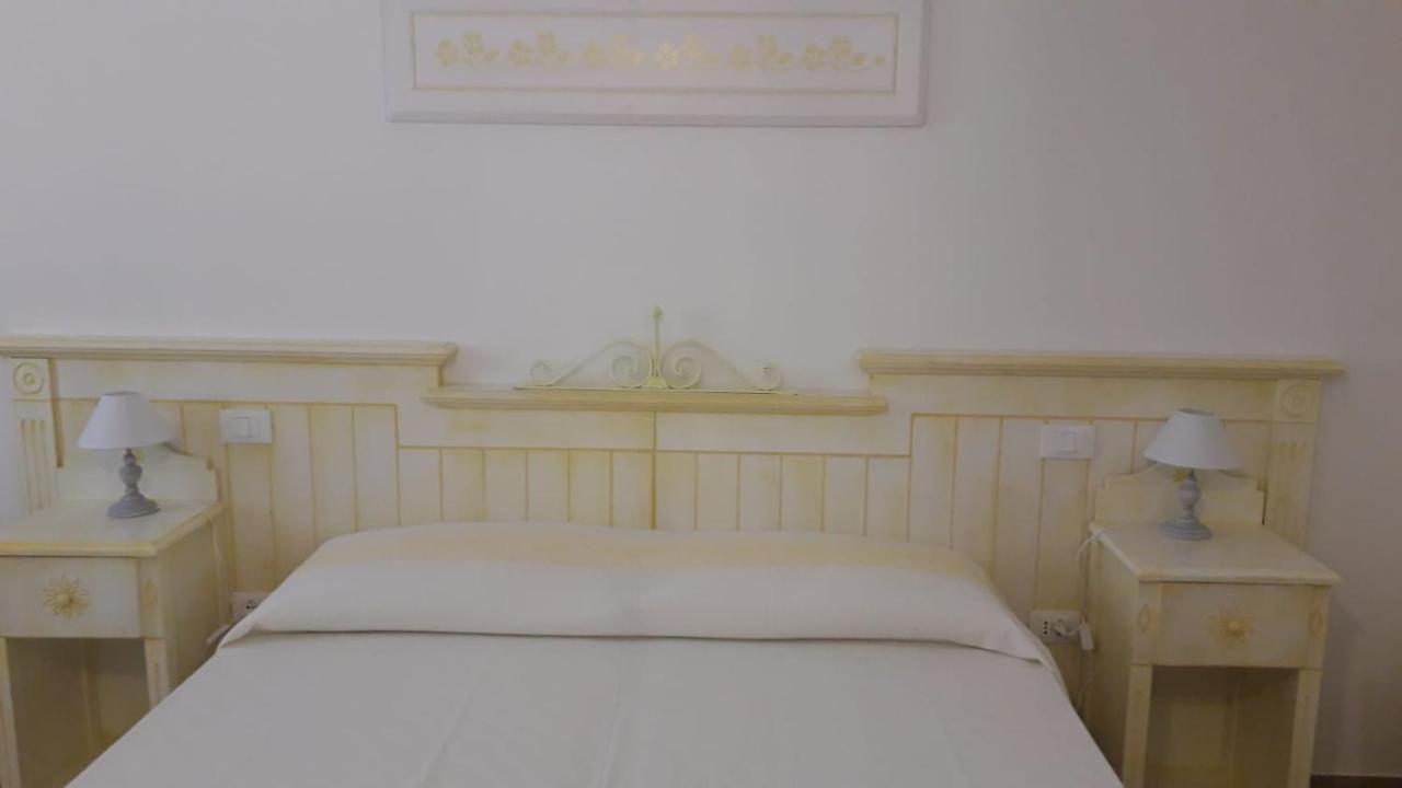 Sosventos Village Hotel Teulada Eksteriør bilde