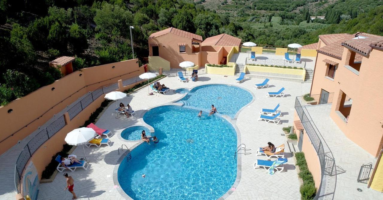 Sosventos Village Hotel Teulada Eksteriør bilde