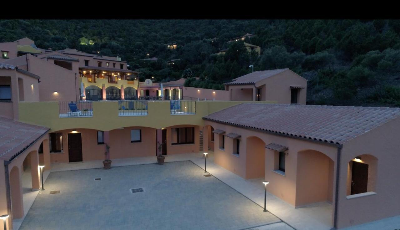 Sosventos Village Hotel Teulada Eksteriør bilde